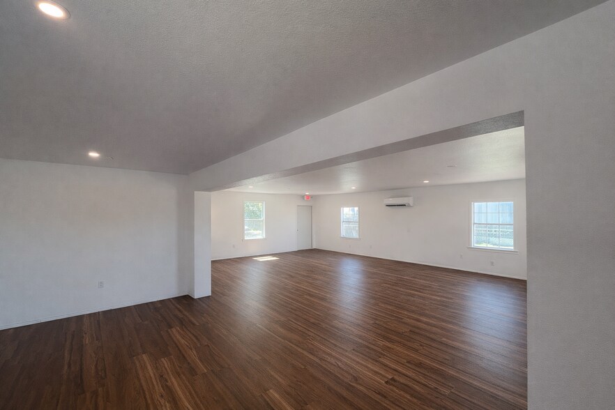 More Photos Of 460 W State Highway 29, Bertram Office For Lease