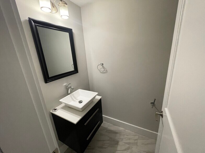 More Photos Of 543 Dorchester Ave, South Boston Apartments For Sale