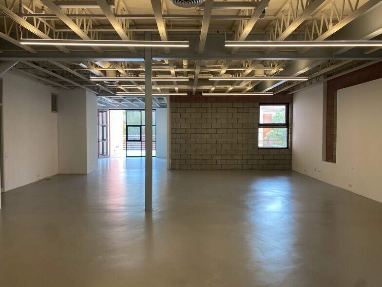 More Photos Of 2110 Main St, Santa Monica Loft Creative Space For Sale