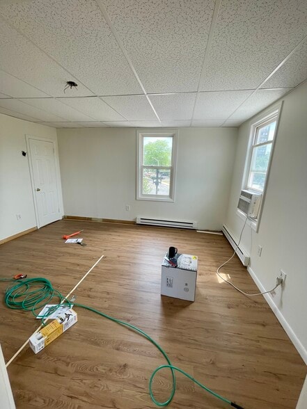 More Photos Of 109-111 Hanover St, Meriden, Ct, Meriden Freestanding For Sale