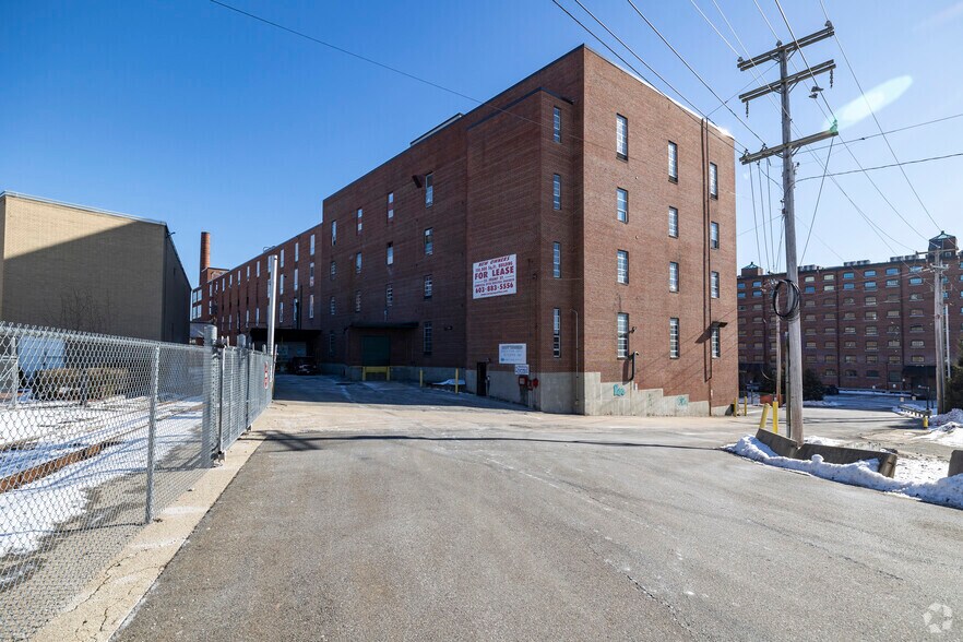 More Photos Of 25-29 Front St, Nashua Industrial For Sale