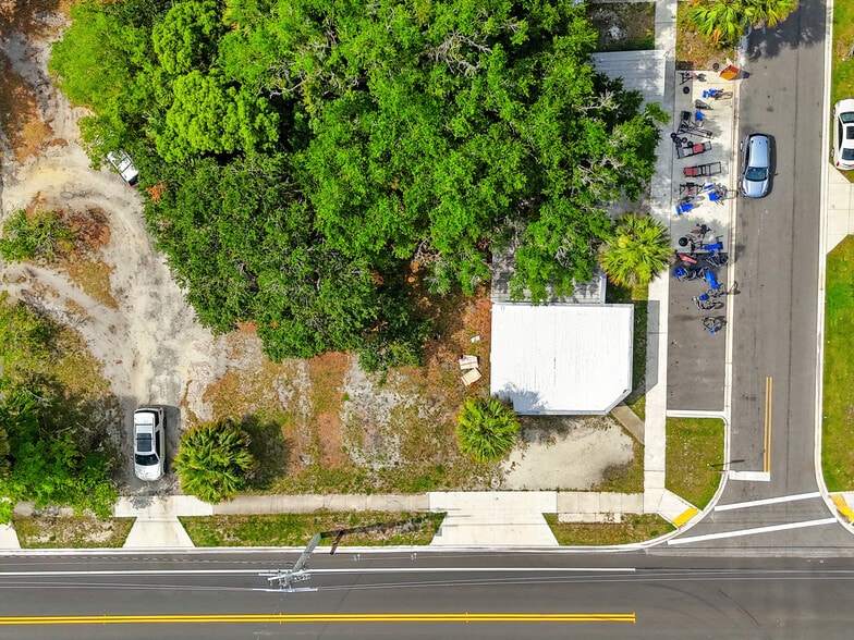 More Photos Of 1321 St Johns Ave, Palatka Service For Sale