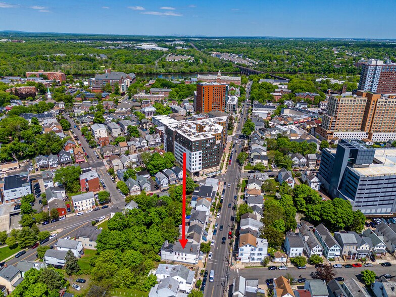 More Photos Of 173 Hamilton St, New Brunswick Specialty For Sale