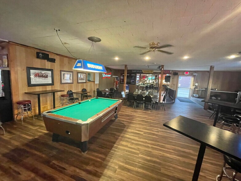 More Photos Of 1145 Lafayette Ave, Terre Haute Restaurant For Sale