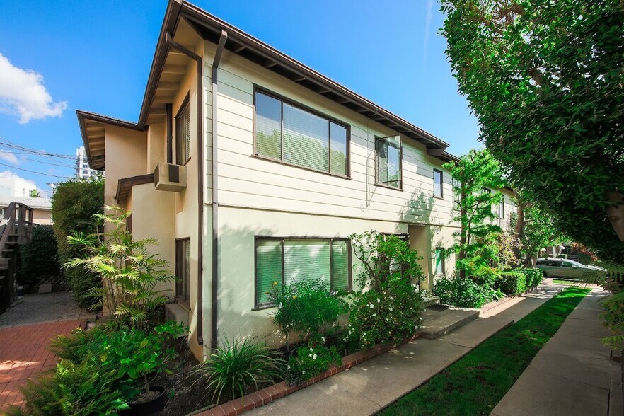 More Photos Of 10361 Ashton Ave, Los Angeles Apartments For Sale