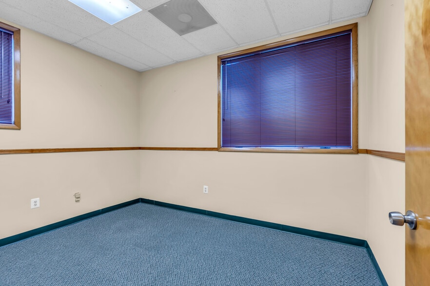 More Photos Of 2130 Highway 35, Sea Girt Medical For Sale