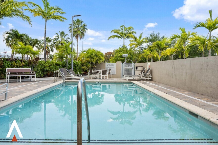 More Photos Of 3755 NW 78th Ave, Doral Hotel For Sale