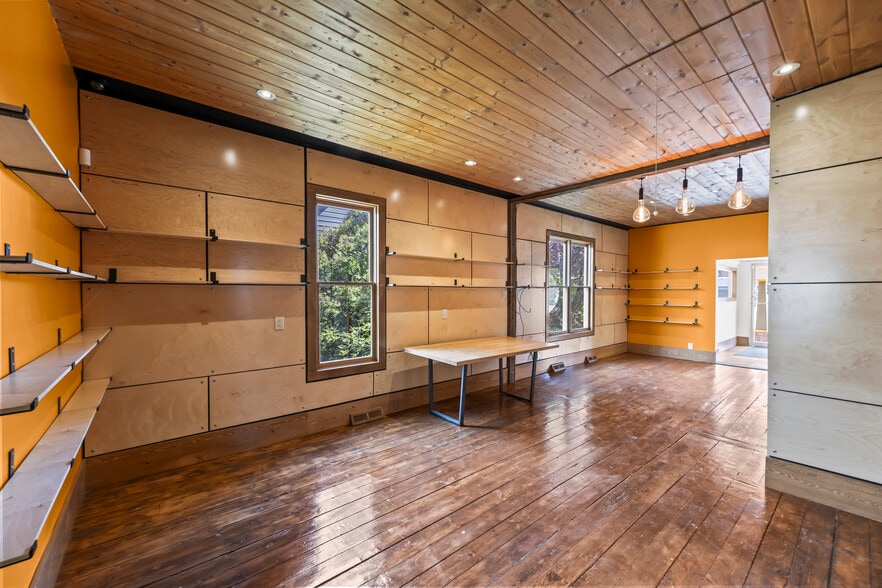 More Photos Of 533 E Mendenhall, Bozeman Medical For Sale