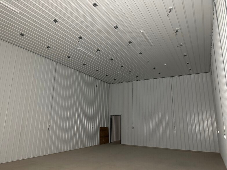 More Photos Of 2429 2 Mile Rd, Bay City Manufacturing For Sale