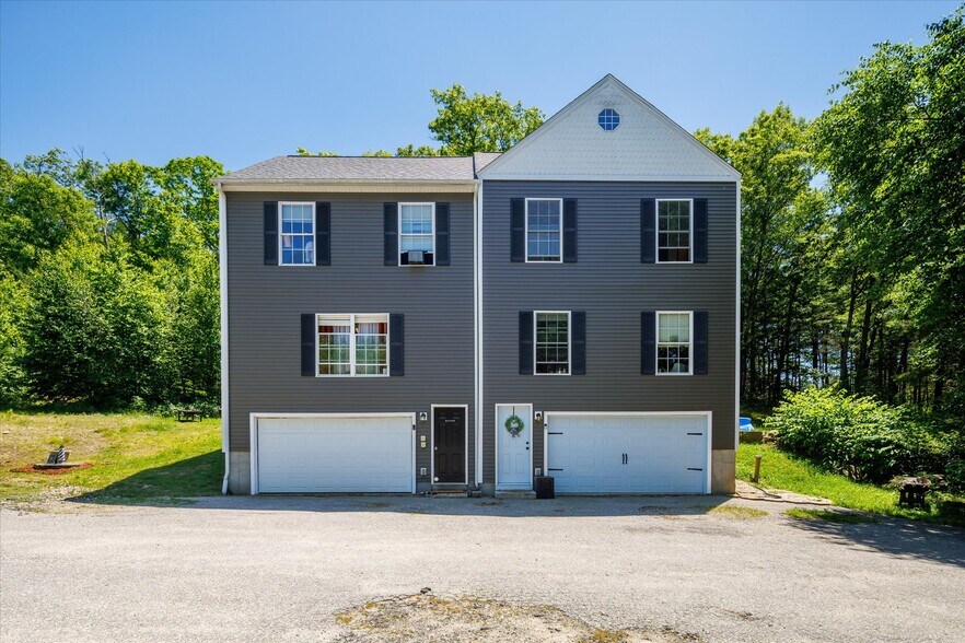 More Photos Of 115 Groveland Ave, Putnam Apartments For Sale