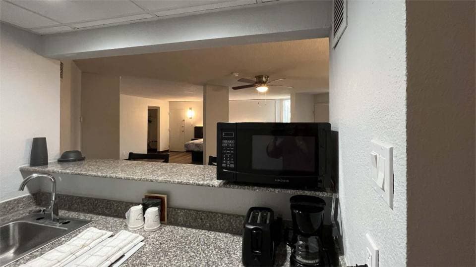 More Photos Of 3400 South St, Nacogdoches Hotel For Sale