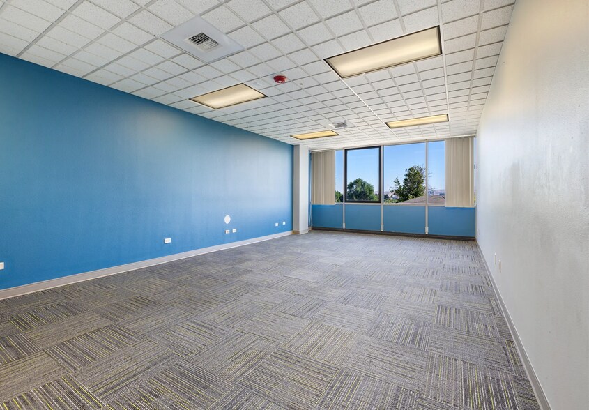 More Photos Of 1501 S Federal Way, Boise Office For Lease