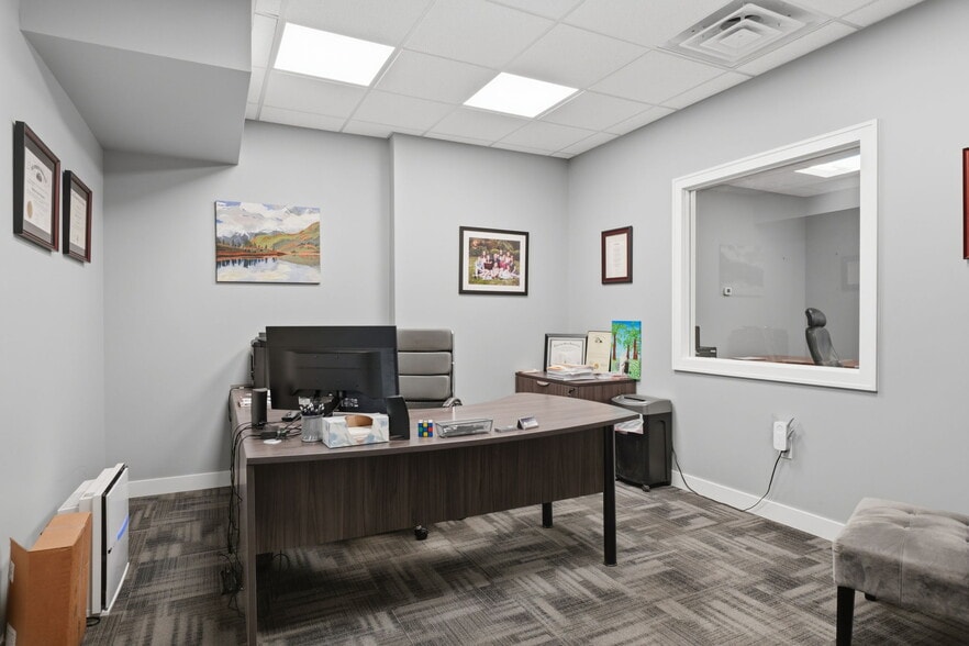 More Photos Of 4126 E Erie St, Willoughby Office For Sale