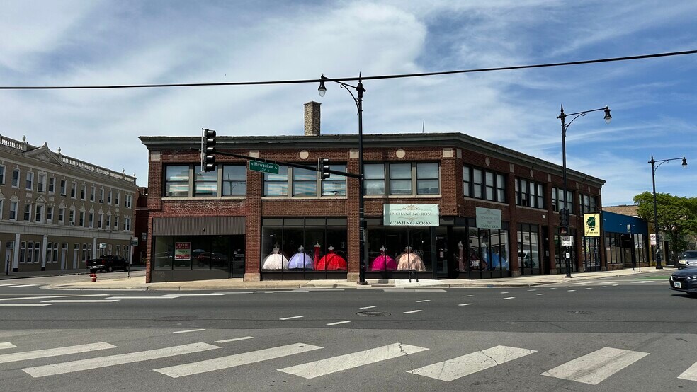 More Photos Of 3300-3314 N Milwaukee Ave, Chicago Storefront Retail Office For Lease