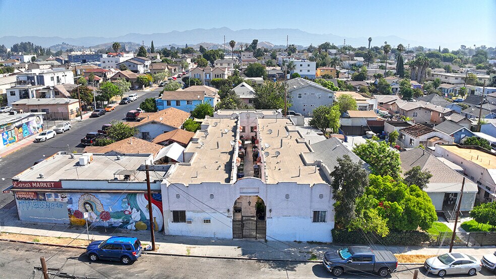 Primary Photo Of 2505-2509 Malabar St, Los Angeles Apartments For Sale