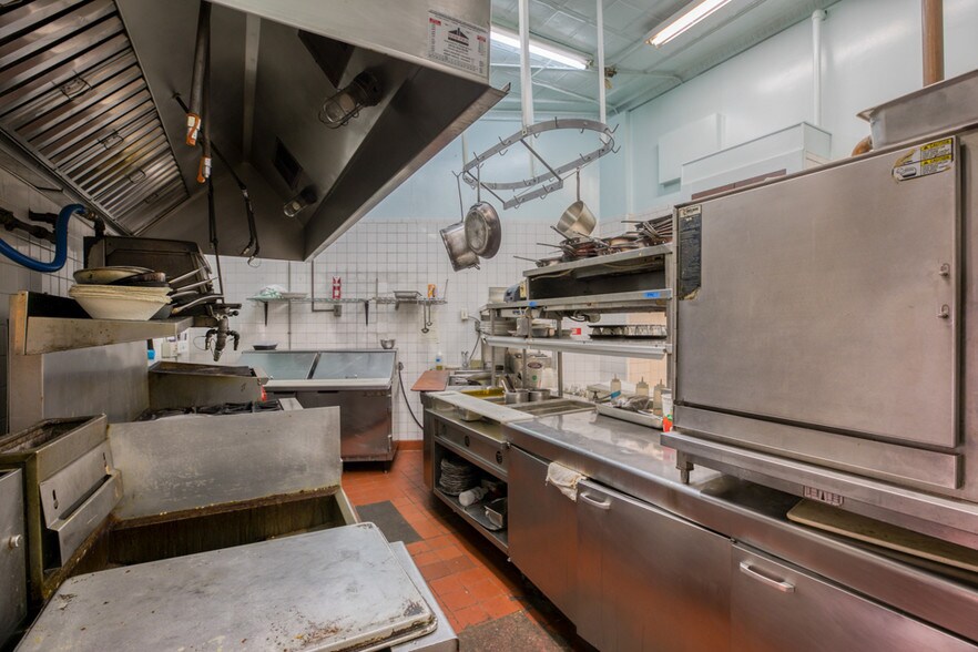 More Photos Of 1105 Main St, West Springfield Restaurant For Sale