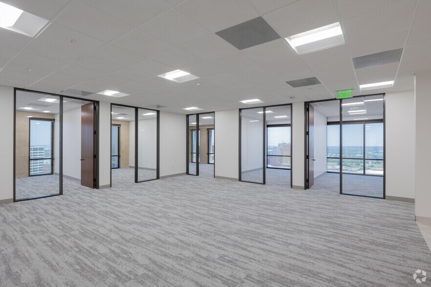 More Photos Of 801 Cherry St, Fort Worth Office For Lease