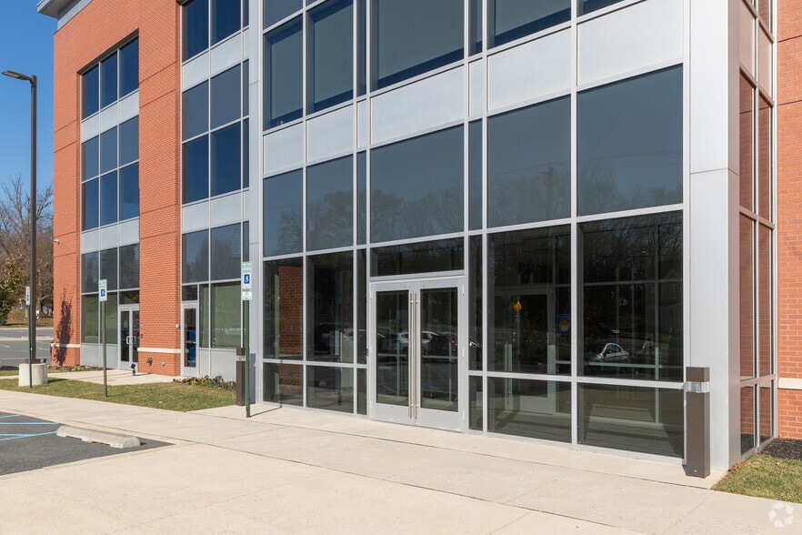 More Photos Of 620 Churchmans Rd, Christiana Medical For Sale