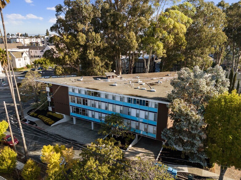 More Photos Of 55 El Camino Real, Burlingame Apartments For Sale