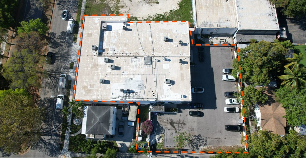 More Photos Of 2920 NW 5th Ave, Miami Loft Creative Space For Lease