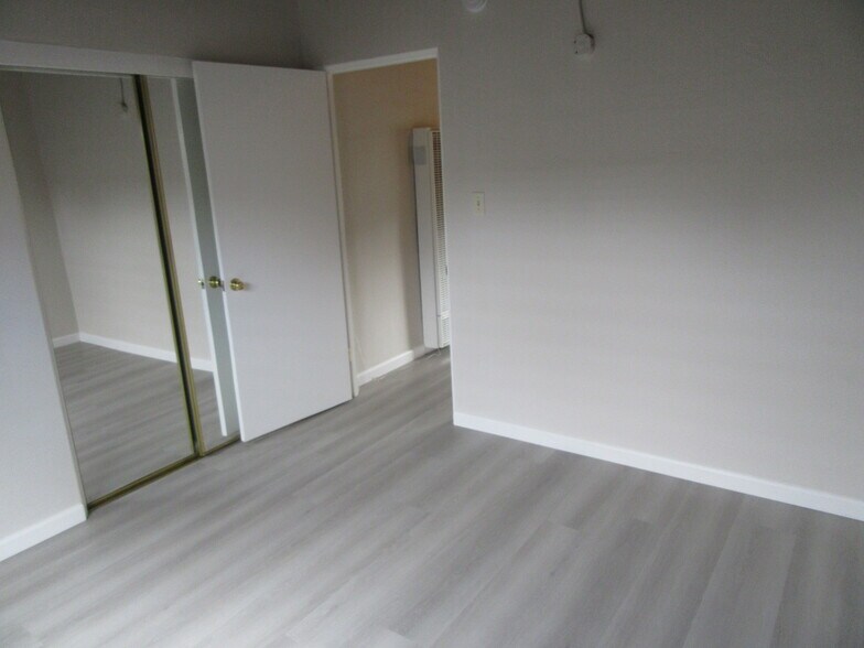 More Photos Of 310 Gladys Ave, Mountain View Apartments For Sale