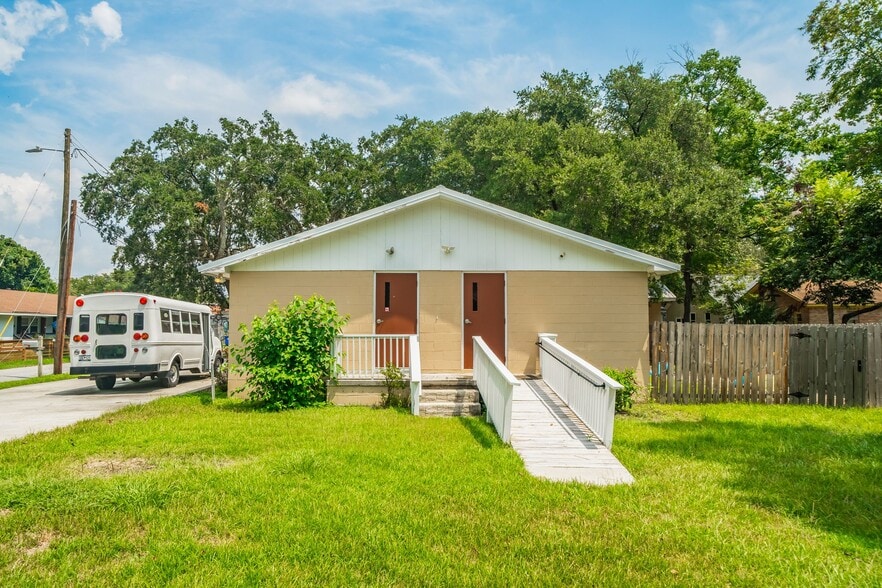 More Photos Of 1215 Hobart Ave, Charleston Office For Sale