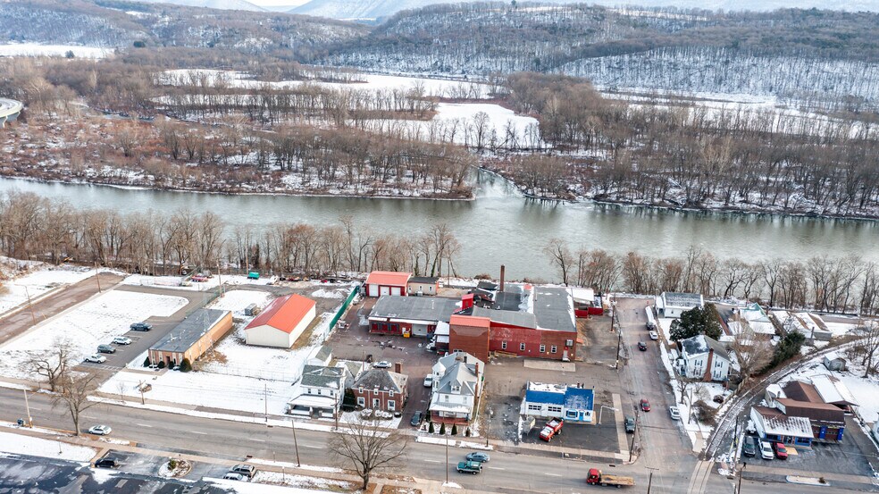 More Photos Of 328 W Front St, Berwick Restaurant For Sale