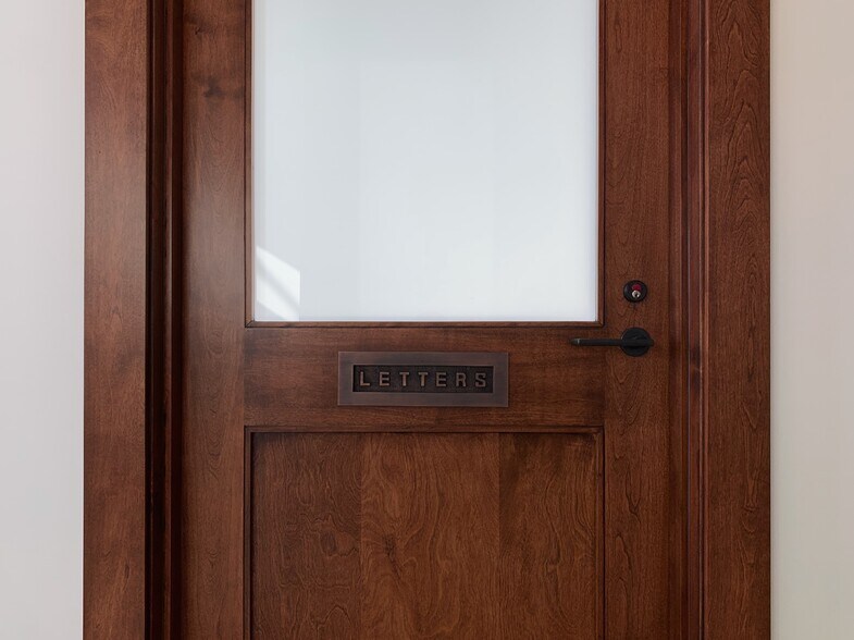 More Photos Of 106 W 4th St, Santa Ana Office For Sale