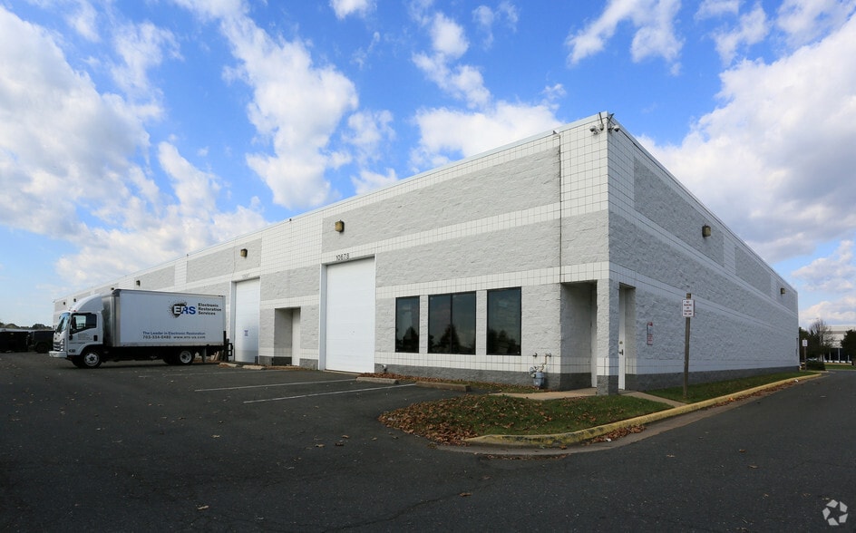 More Photos Of 10690 Wakeman Ct, Manassas Warehouse For Lease