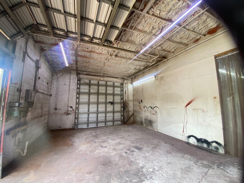 More Photos Of 340 SW 21st Ter, Fort Lauderdale Warehouse For Lease