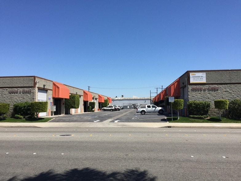 More Photos Of 13966-13982 S Van Ness Ave, Gardena Warehouse For Lease