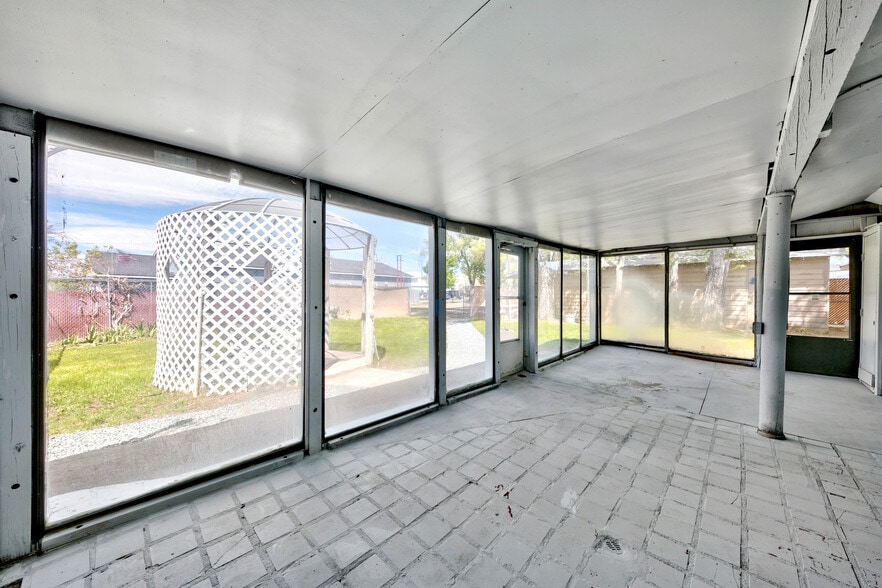 More Photos Of 3129 S Carson St, Carson City General Retail For Sale