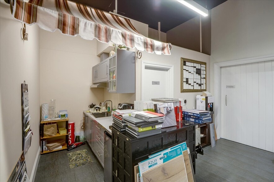 More Photos Of 950 E El Camino Real, Sunnyvale Freestanding For Lease