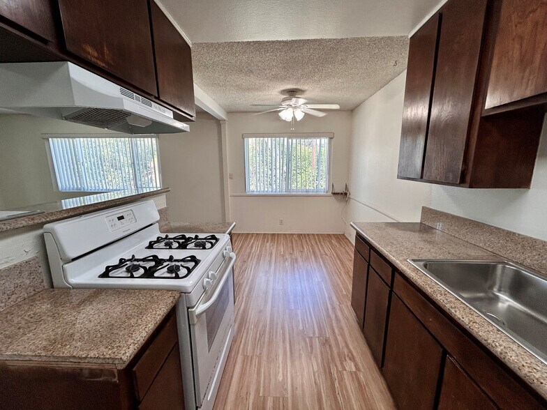 More Photos Of 26377 Hillcrest Ave, Lomita Apartments For Sale