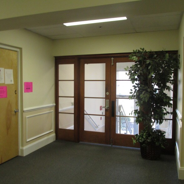 More Photos Of 2935 Byberry Rd, Hatboro Office Residential For Lease