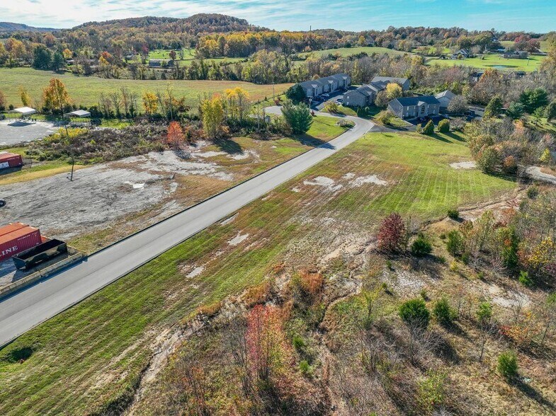 More Photos Of 400 Nandino Cir, Berea Land For Sale