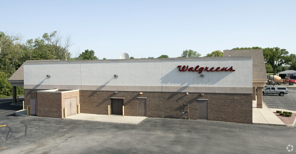 More Photos Of 4405 W Layton Ave, Milwaukee Drugstore For Sale