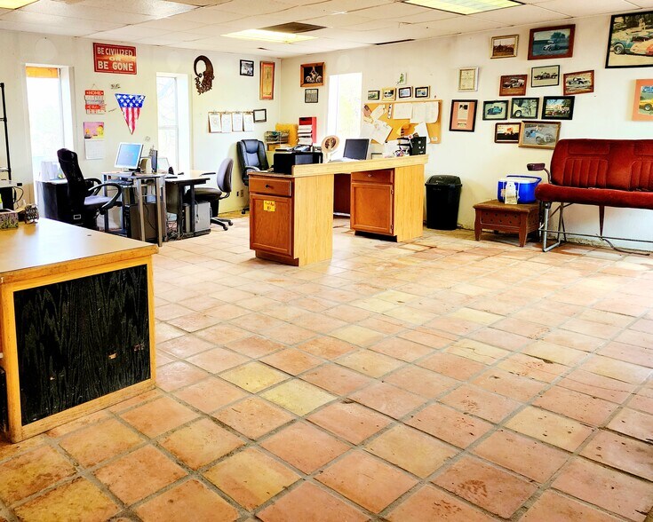 More Photos Of 1430 Thorpe, Dona Ana Manufacturing For Lease