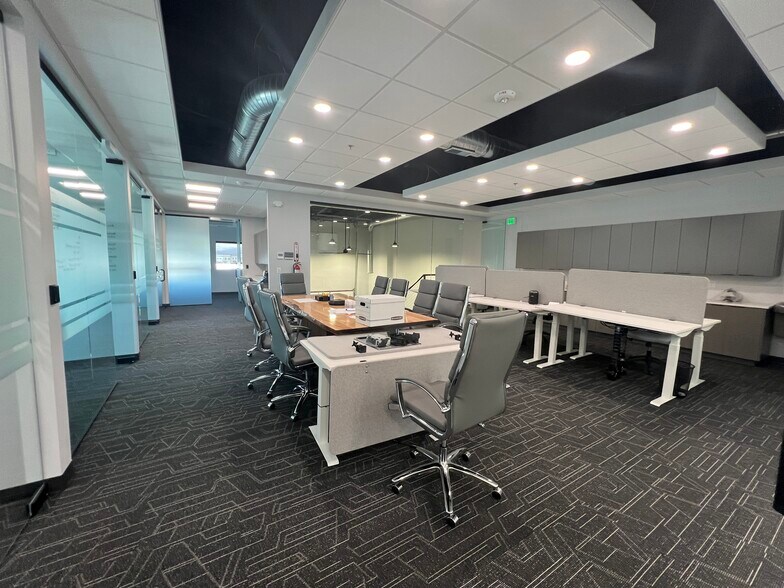 More Photos Of 445 N 2000 W, Springville Flex For Lease