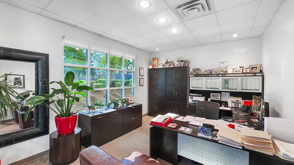 More Photos Of 2400 S Cimarron Rd, Las Vegas Office For Lease