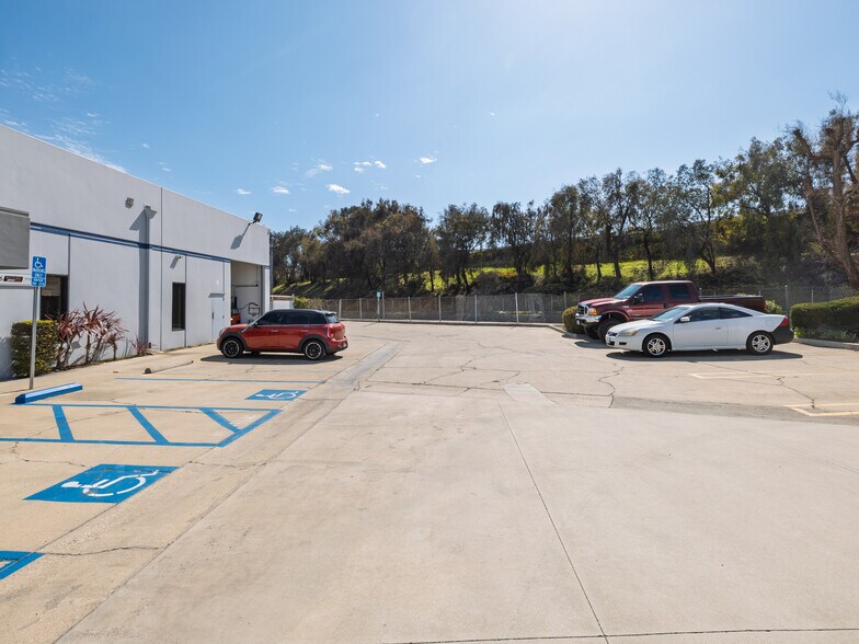 More Photos Of 20600 Gramercy Pl, Torrance Light Manufacturing For Lease