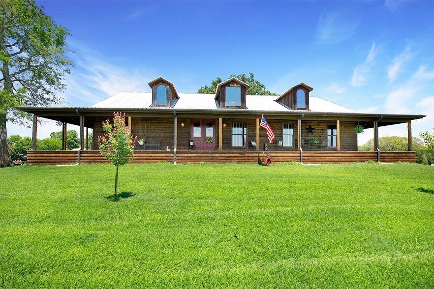 Primary Photo Of 575 County Road 1214, Quitman Specialty For Sale