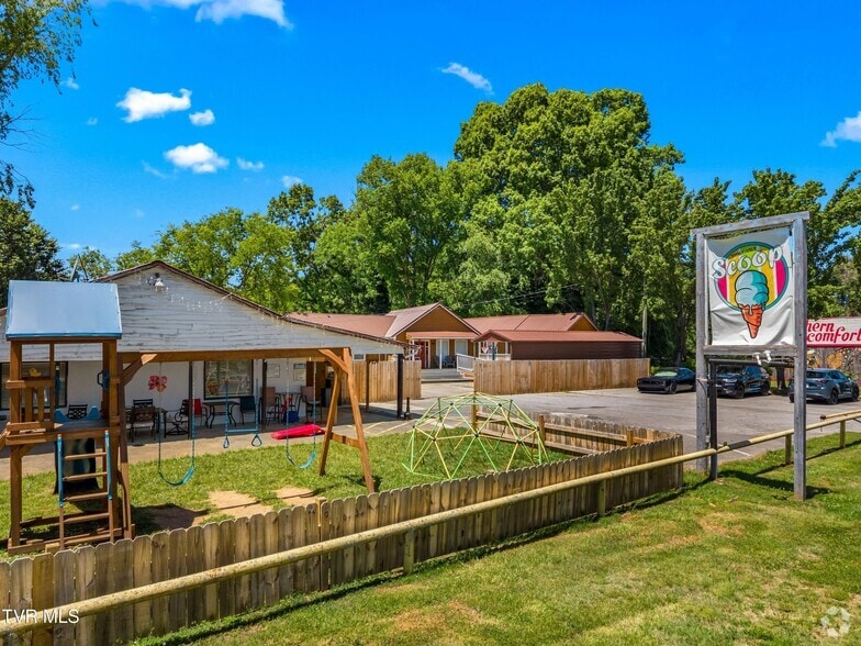 More Photos Of 3415 Tn-66, Rogersville Freestanding For Sale