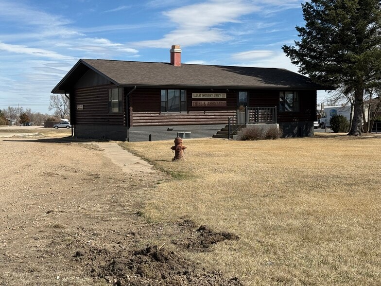 More Photos Of 35 5th Ave, Belle Fourche Office For Sale
