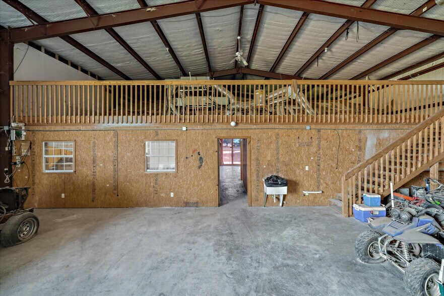 More Photos Of 21540 Interstate 20 & Hwy 64, Canton Warehouse For Sale