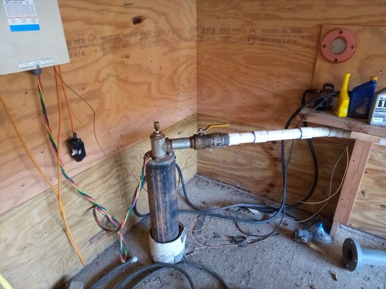 More Photos Of 224 Michael Ln, New Berlin Racetrack For Sale