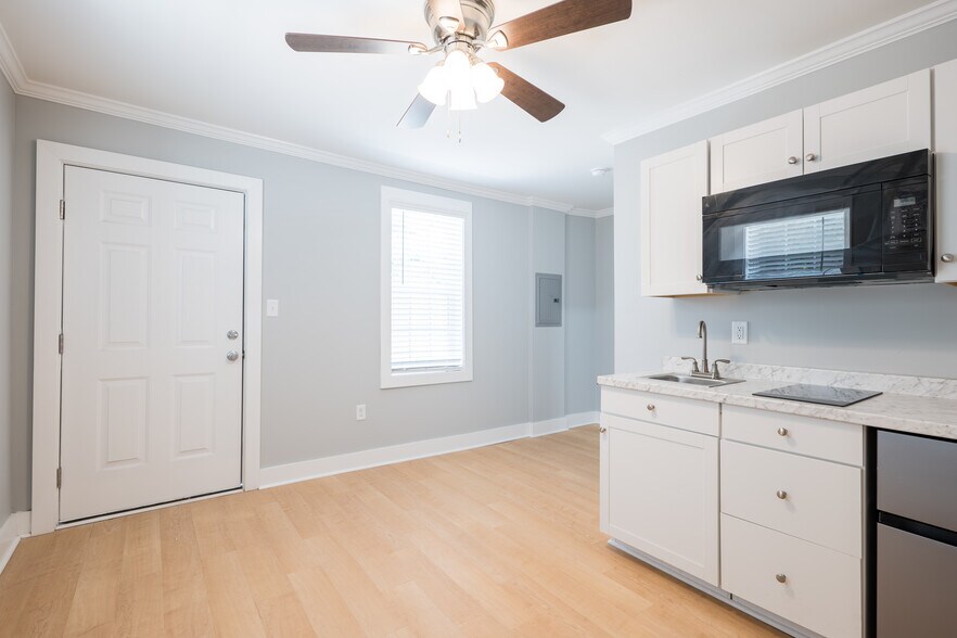 More Photos Of 149 West Thigpen Avenue, Lakeland Apartments For Sale