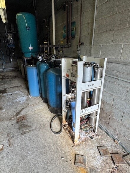 More Photos Of 78 Murtland Ave, Washington Carwash For Sale