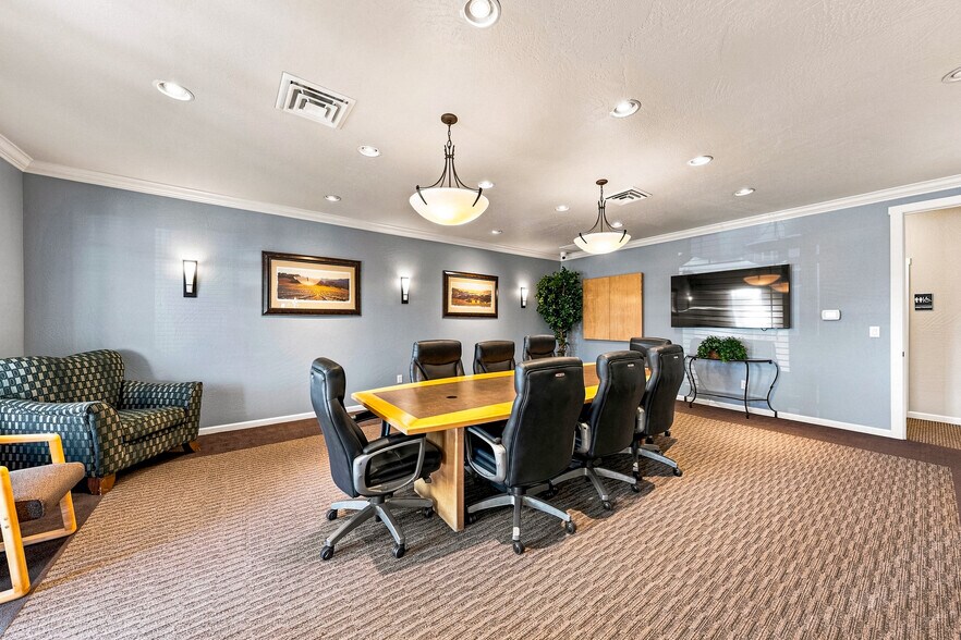 More Photos Of 2436 W Main St, Medford Office For Sale