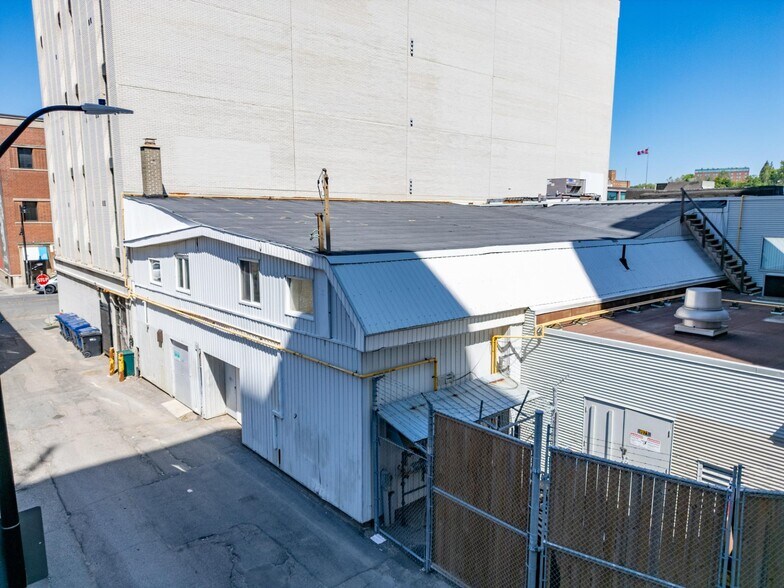 More Photos Of 115-119 Cedar St, Greater Sudbury General Retail For Sale